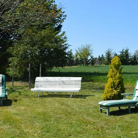 Semesterbostad Le Des Couderches Plazac