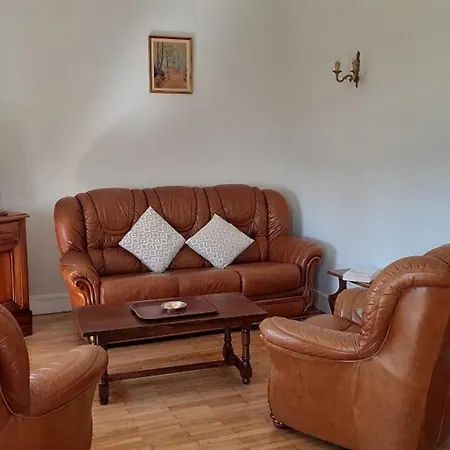 Semesterbostad Le Des Couderches Plazac