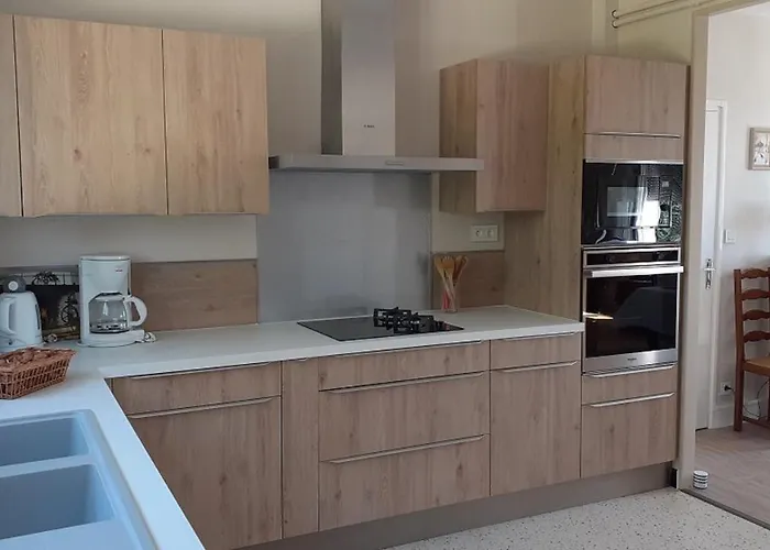 Le Des Couderches * Plazac